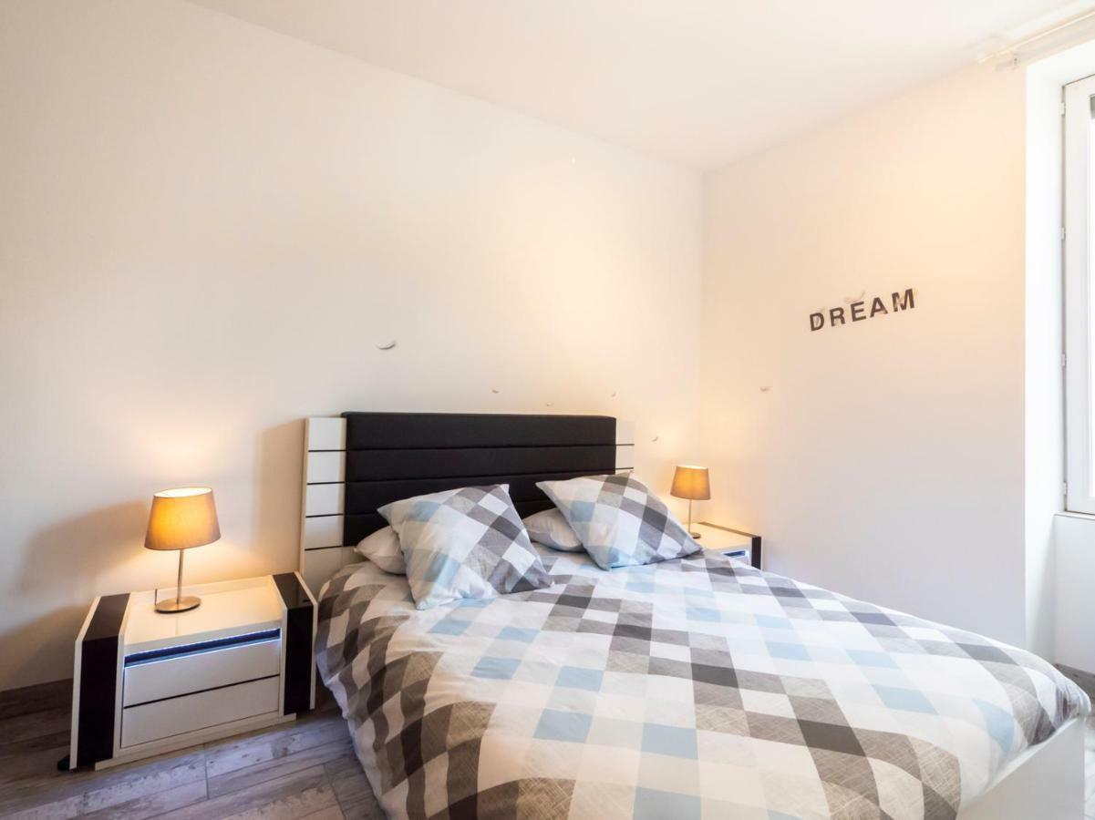 *Dolce Nimes - T2 Standing - Clim * Apartment Luaran gambar